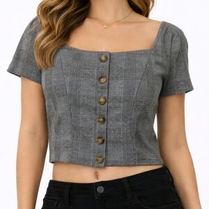 Hollister Black and Gray Plaid Crop Top Button Down Medium Short Sleeve